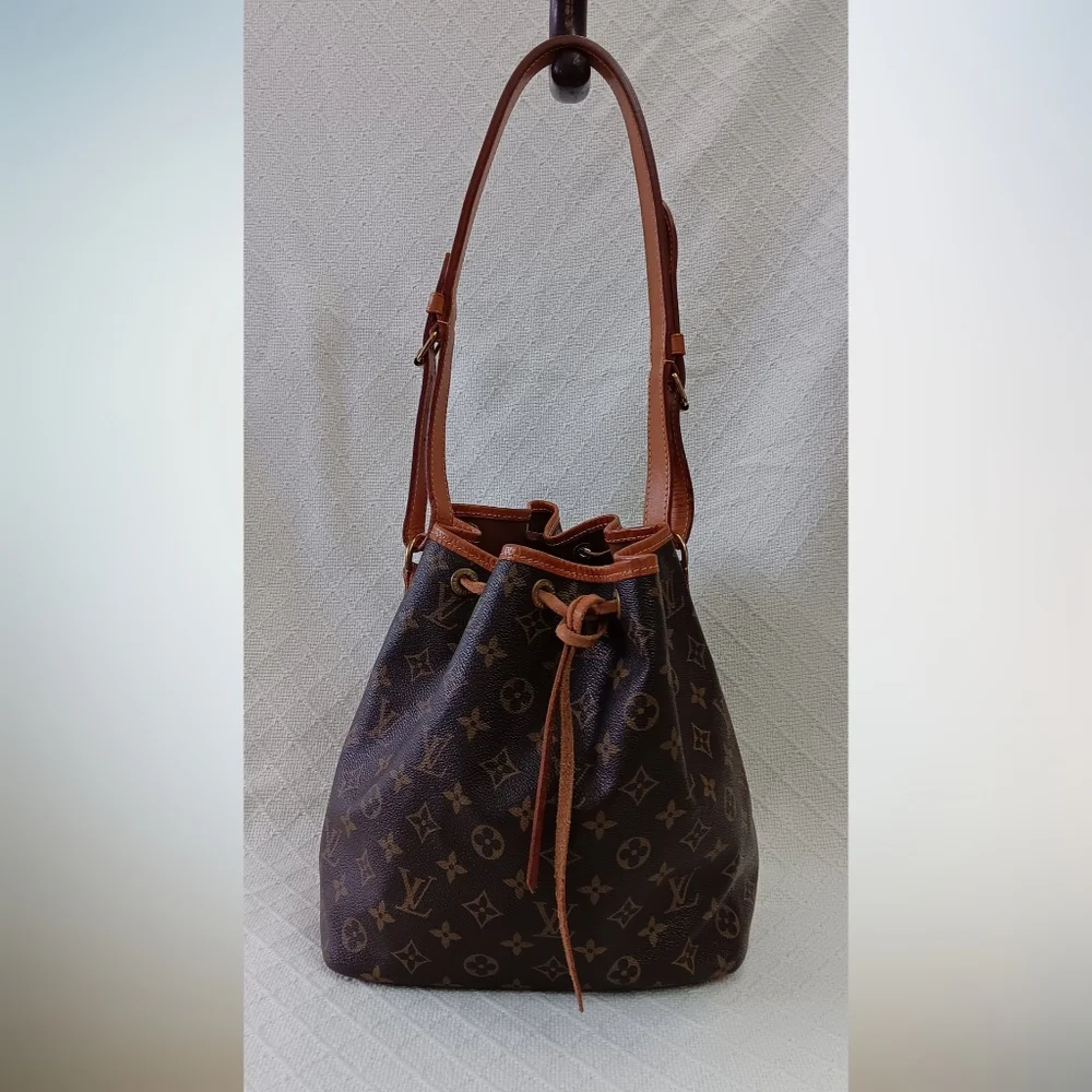 Louis Vuitton Women's Petit Monogram Noe Bucket Bag